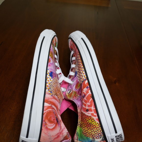 Converse Women's Chuck Taylor All Digital Floral - Picture 9 of 9